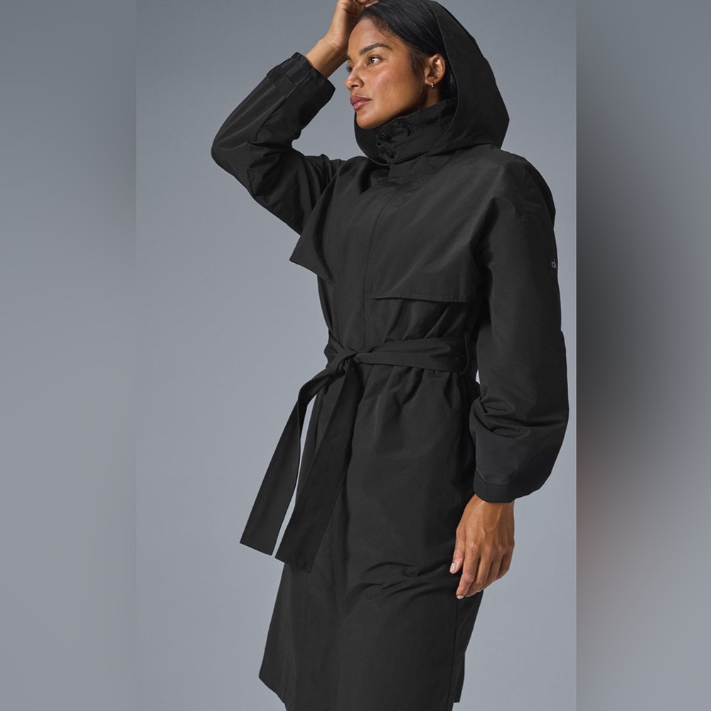 ALO Yoga Black Crinkle On The Move Trench Coat